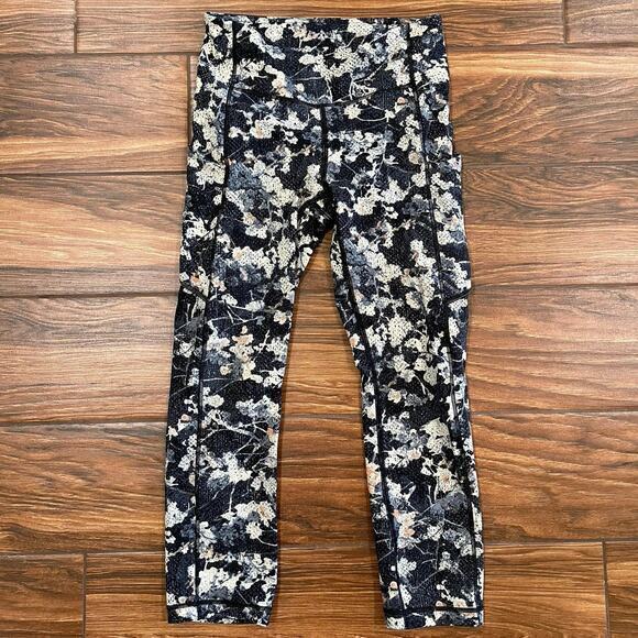 Lululemon Speed Up Crop 21” Spring Bloom‎ Multi Size 4 - Picture 3 of 7